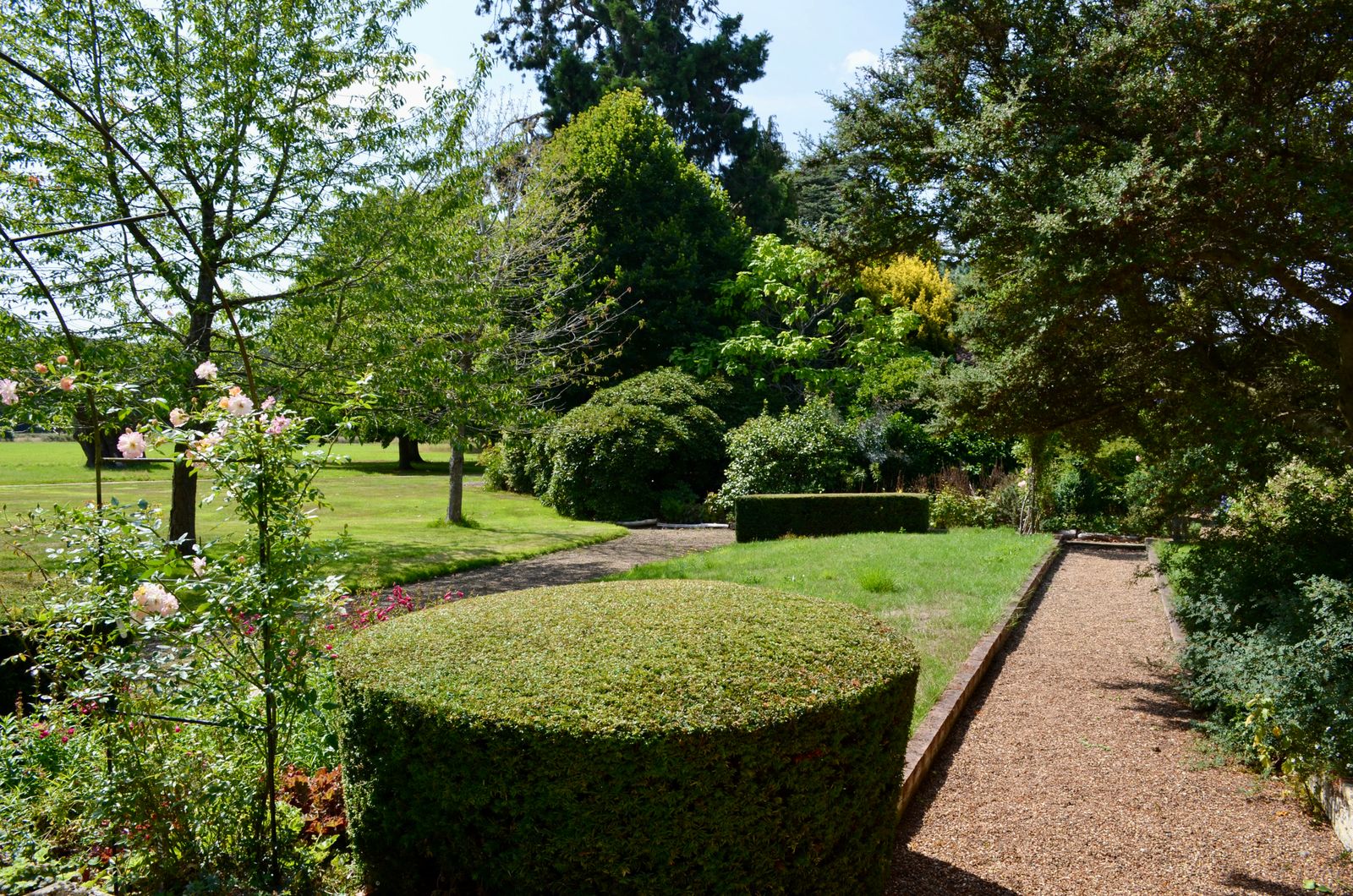Garden Design & Full Landscaping